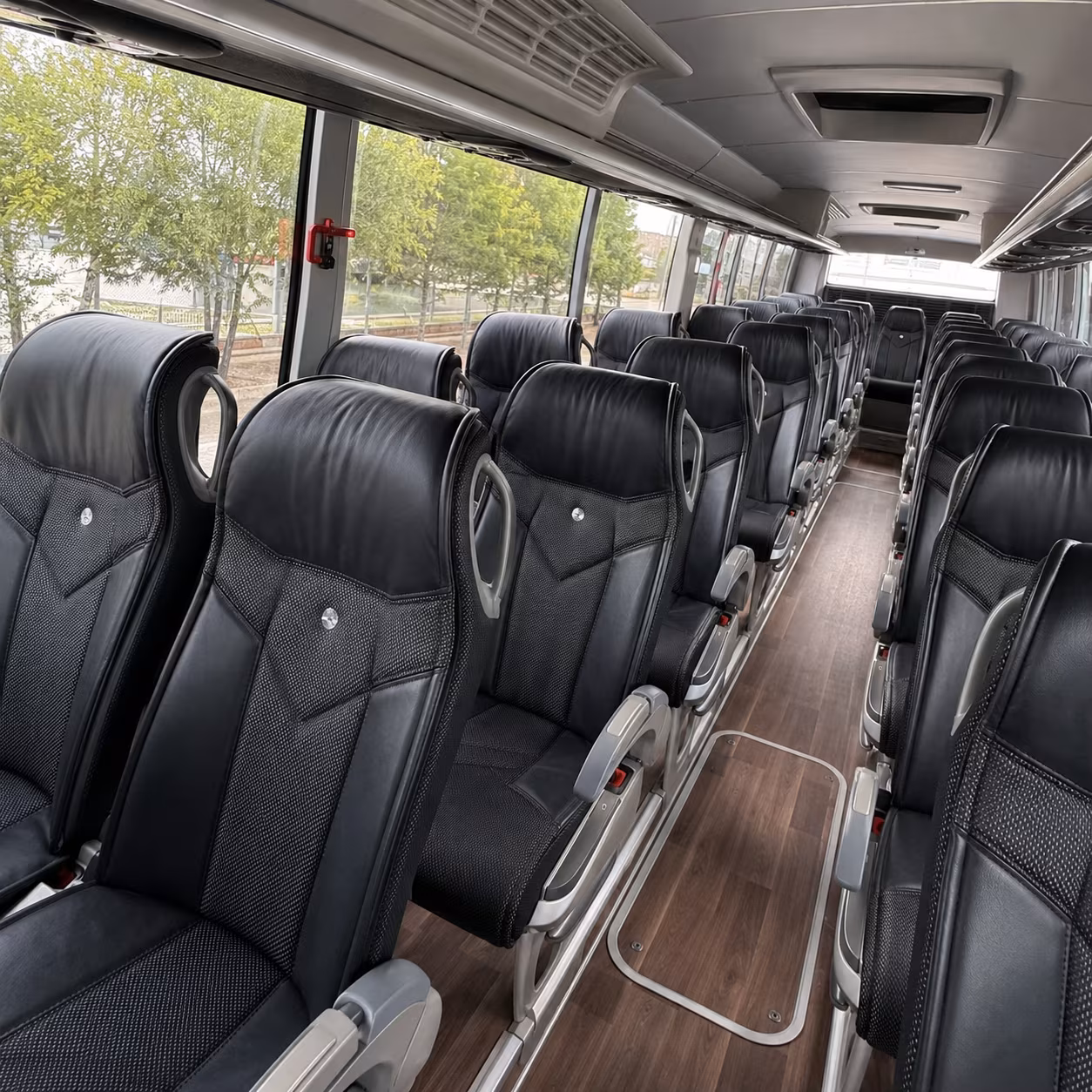 for quick and easy airport transfers to tulsa international a bus makes the trip simple