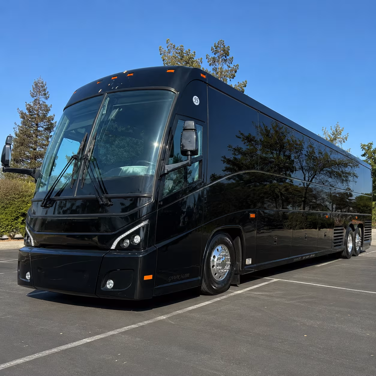 norman employee charter buses for small teams and large workforces