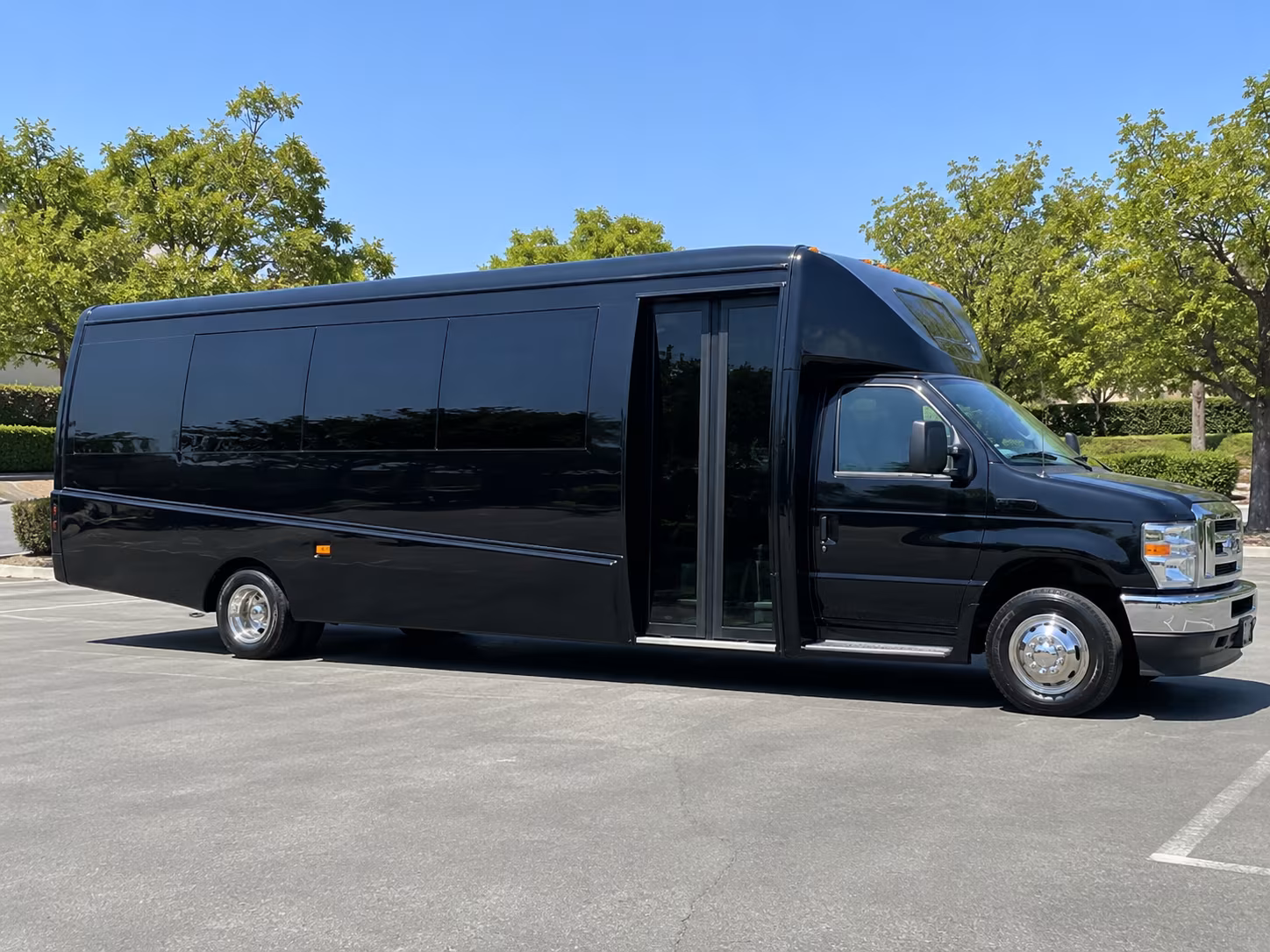 oklahoma city get your group there with an oklahoma city long distance charter bus rental