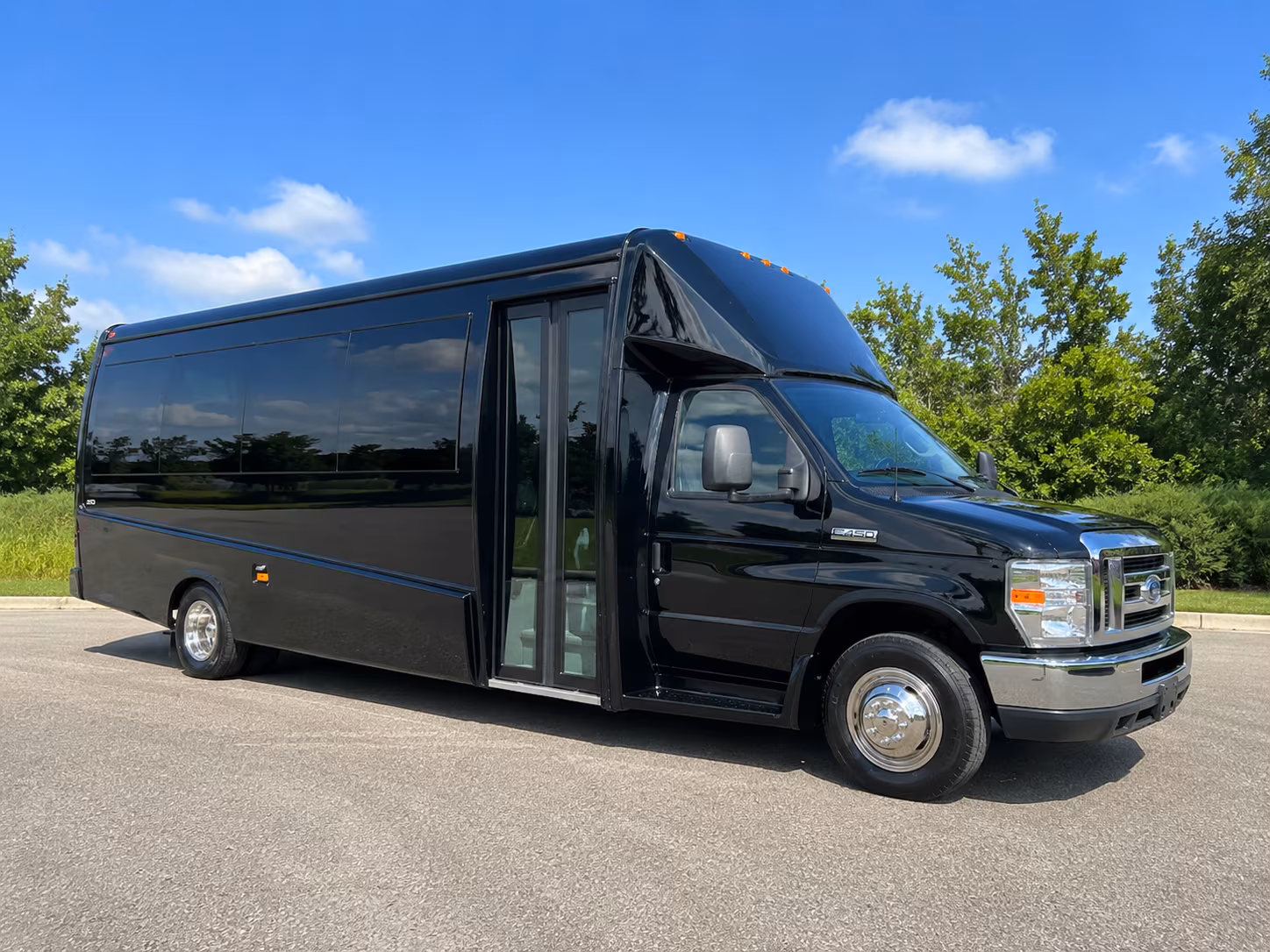 oklahoma city sports team and fan group charter bus rentals in oklahoma city