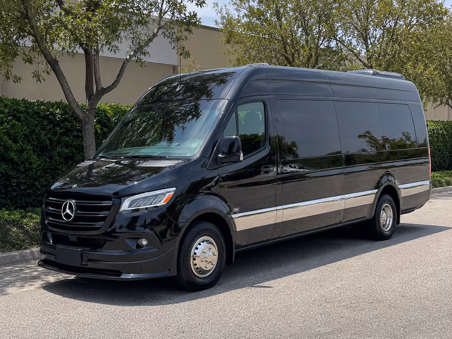 rogers arrive on time for rogers trade shows and conferences