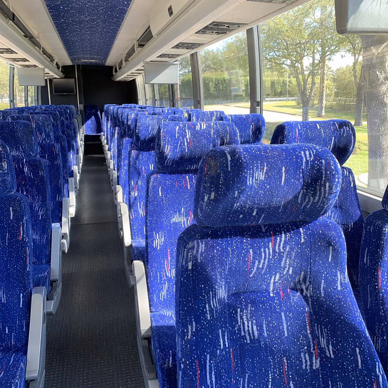 rogers attend rogers concerts with a charter bus rental