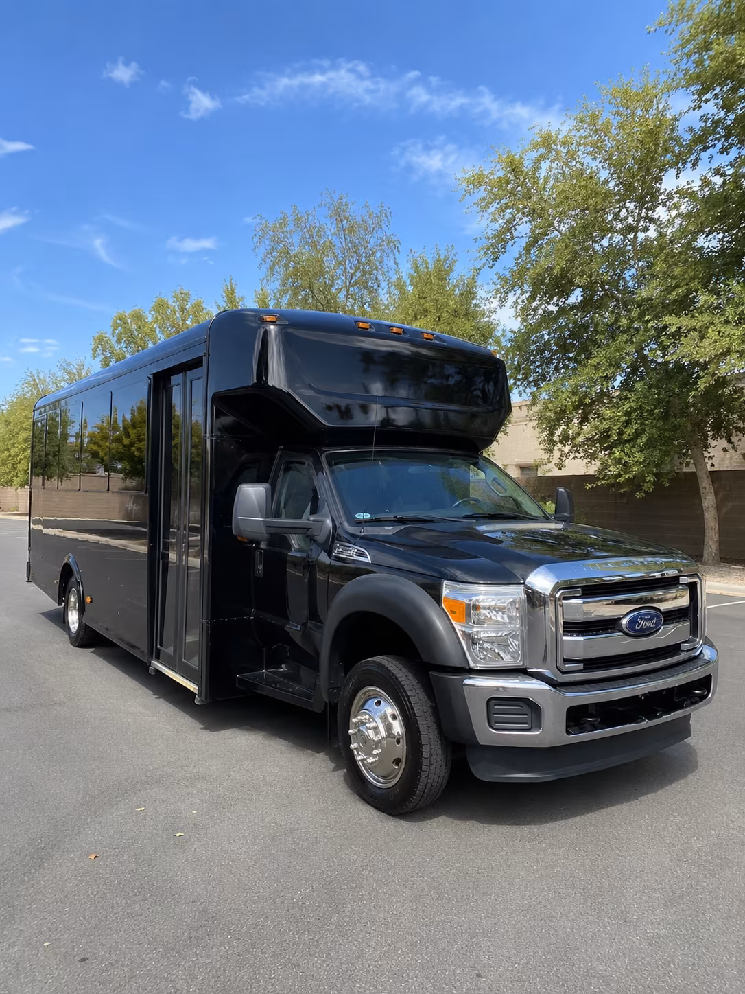 rose district bar crawl party bus rental